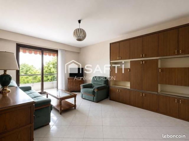 Appartement 2 pièces 64 m²
