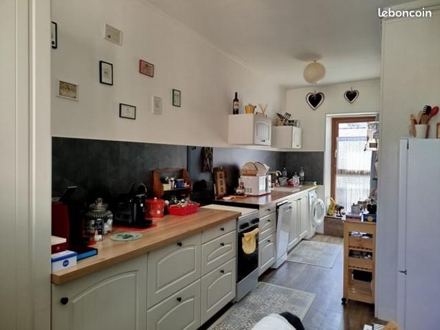 Appartement 2 pièces 64 m²