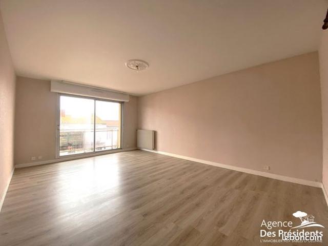 Appartement 2 pièces 64 m²