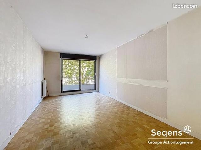 Appartement 2 pièces 64 m²
