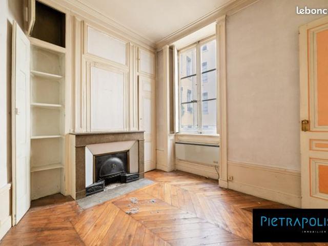 Appartement 2 pièces 64 m²