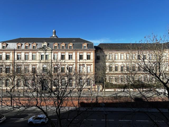 Appartement 2 pièces 64 m²
