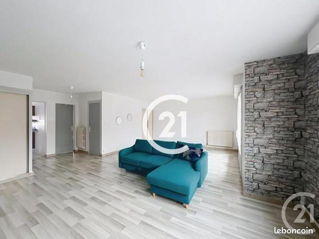 Appartement 2 pièces 64 m²