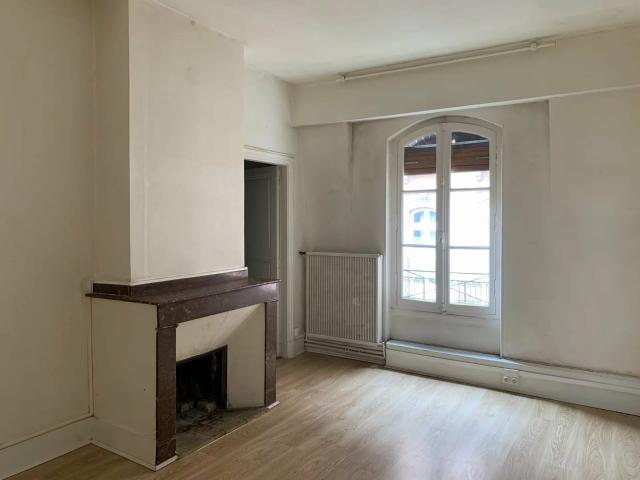Appartement 2 pièces 64 m²