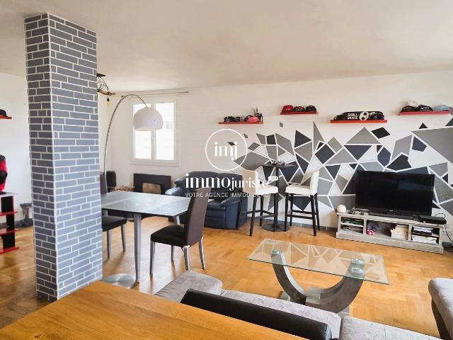 Appartement 2 pièces 64 m²