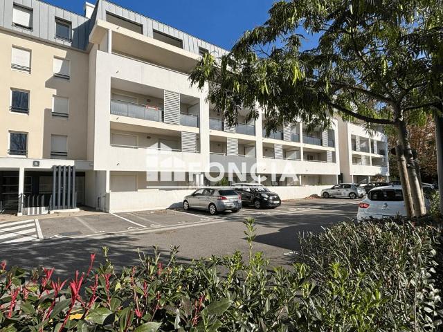 Appartement 2 pièces 64 m²