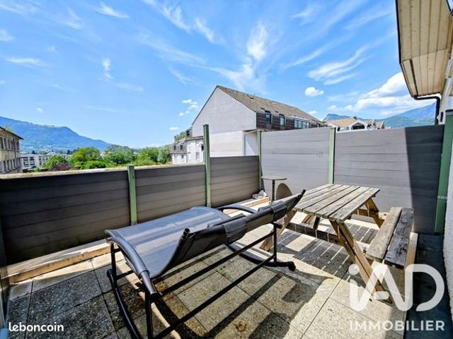 Appartement 2 pièces 64 m²
