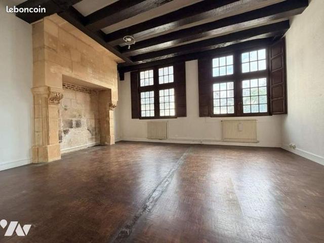 Appartement 2 pièces 64 m²