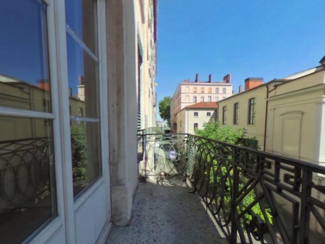 Appartement 2 pièces 64 m²