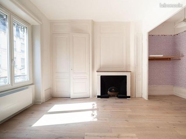 Appartement 2 pièces 64 m²