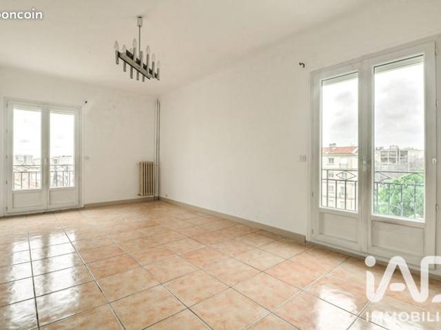 Appartement 2 pièces 64 m²