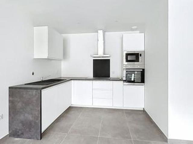 Appartement 2 pièces 64 m²