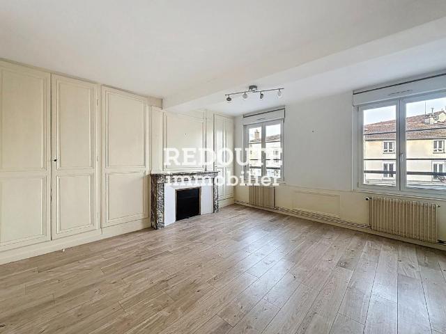 Appartement 2 pièces 65 m²
