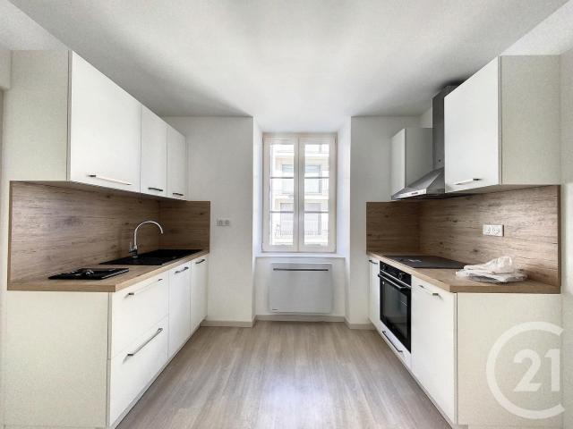 Appartement 2 pièces 65 m²