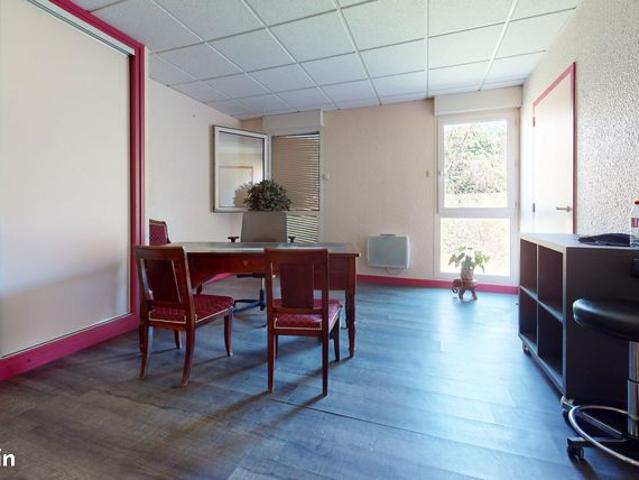 Appartement 2 pièces 65 m²