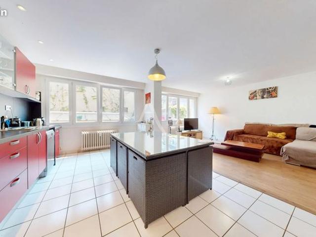 Appartement 2 pièces 65 m²