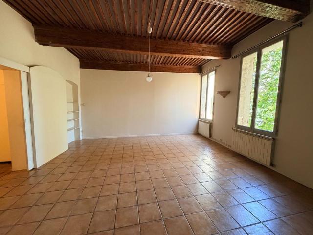 Appartement 2 pièces 65 m²
