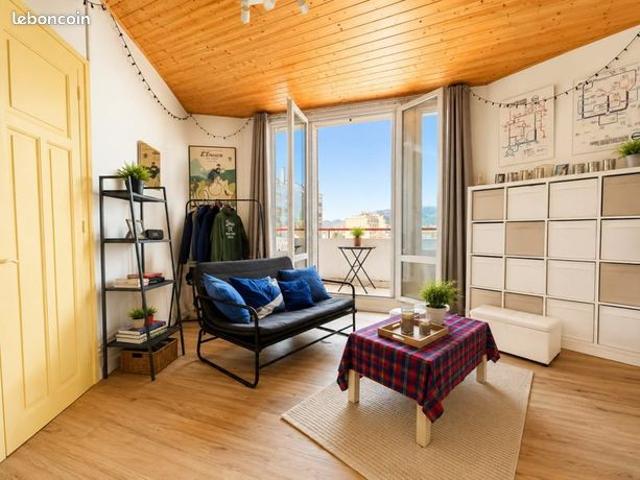 Appartement 2 pièces 65 m²