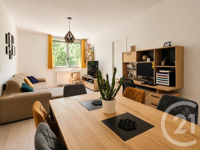 Appartement 2 pièces 65 m²