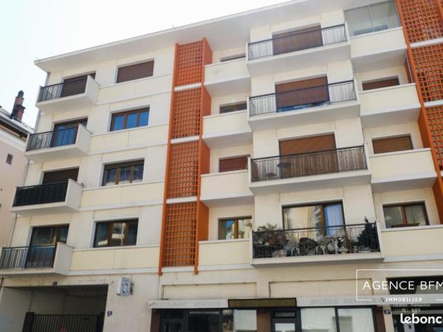 Appartement 2 pièces 65 m²