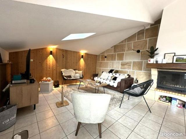 Appartement 2 pièces 65 m²