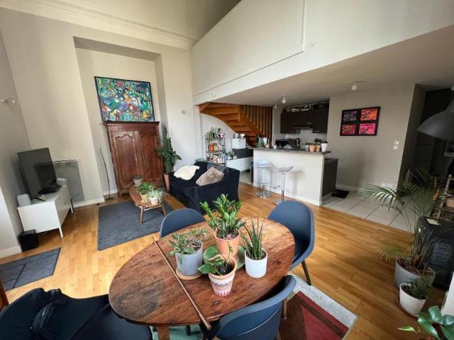 Appartement 2 pièces 65 m²