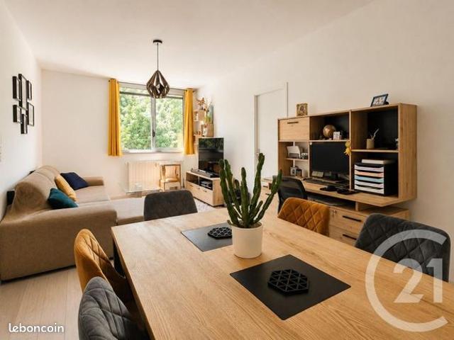 Appartement 2 pièces 65 m²