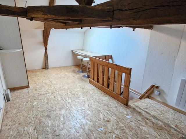 Appartement 2 pièces, 66 m² à louer à Montmorillon 86500