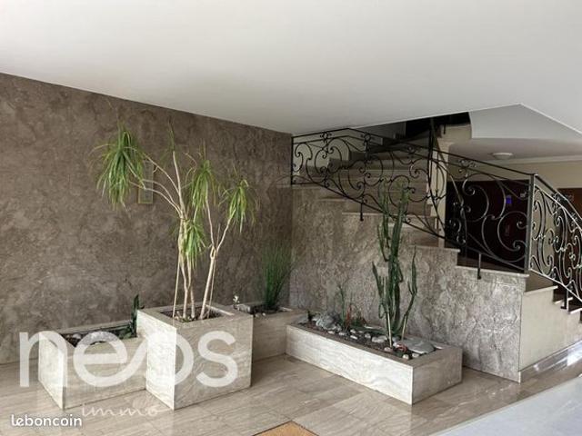 Appartement 2 pièces 66 m²