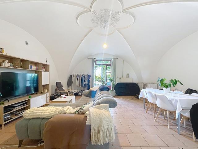Appartement 2 pièces, 68.80m2, Lançon Provence