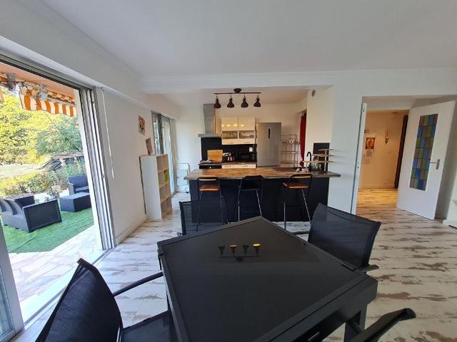 Appartement 2 pièces, 68 m² à louer à Grasse 06130