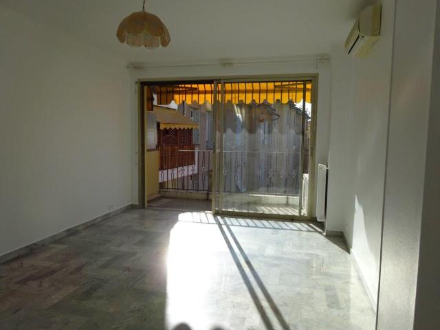 Appartement 2 pièces, 68 m² à louer à Menton 06500