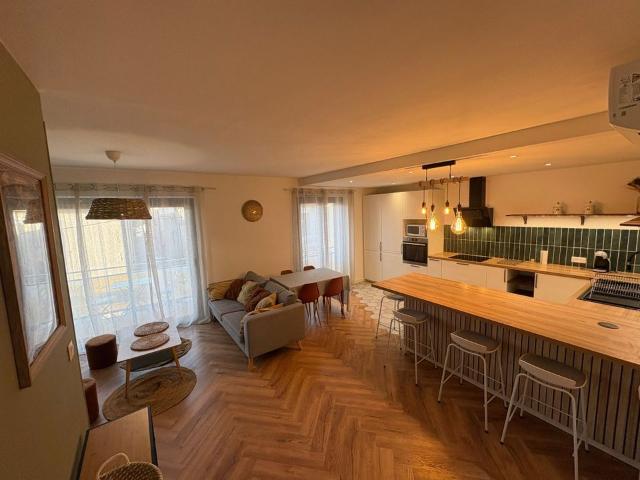 Appartement 2 pièces, 68 m² à louer à Nîmes 30000