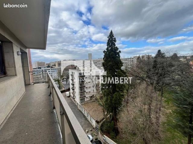 Appartement 2 pièces 69 m²