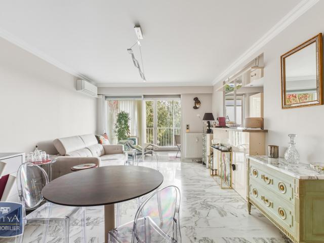 Appartement 2 pièces 73 m²