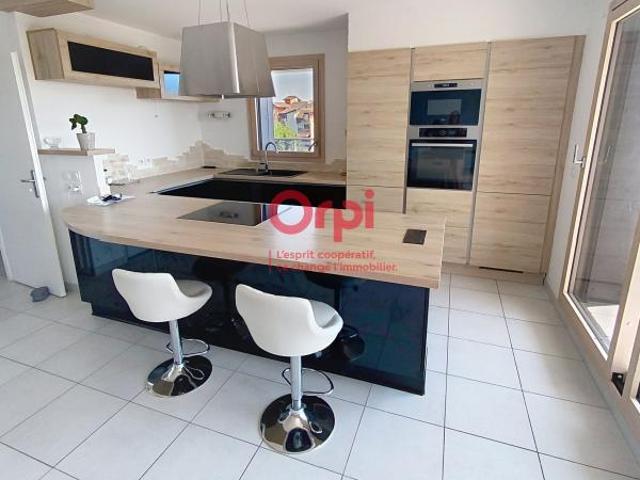 Appartement 2 pièces, 70 m² à louer à Ambilly 74100