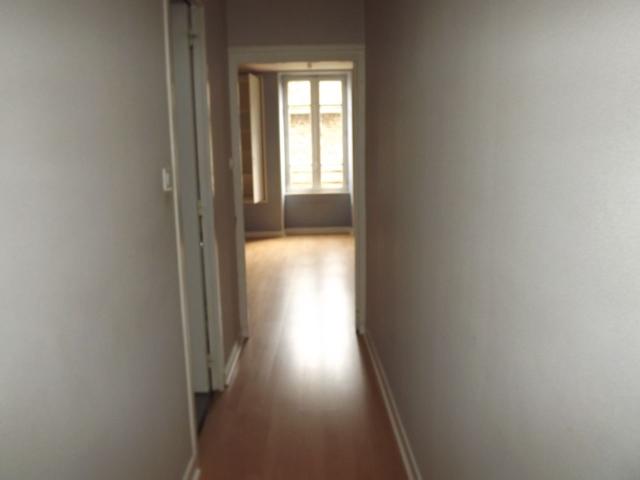 Appartement 2 pièces, 70 m² à louer à Marcigny 71110