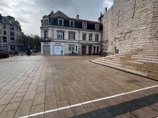 Appartement 2 pièces 71 m²