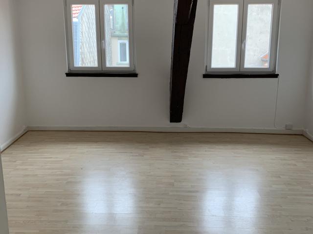 Appartement 2 pièces 77 m²