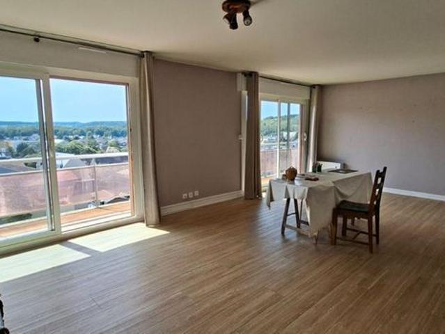 Appartement 2 pièces 77 m²