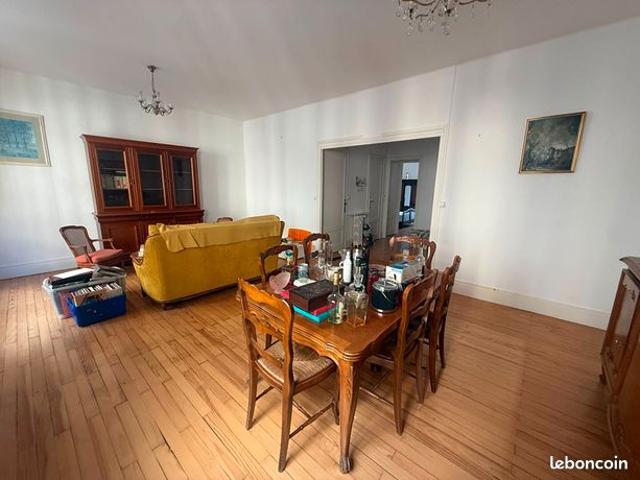 Appartement 2 pièces 77 m²