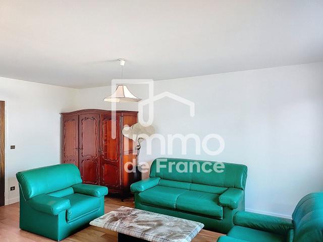 Appartement 2 pièces 77 m²