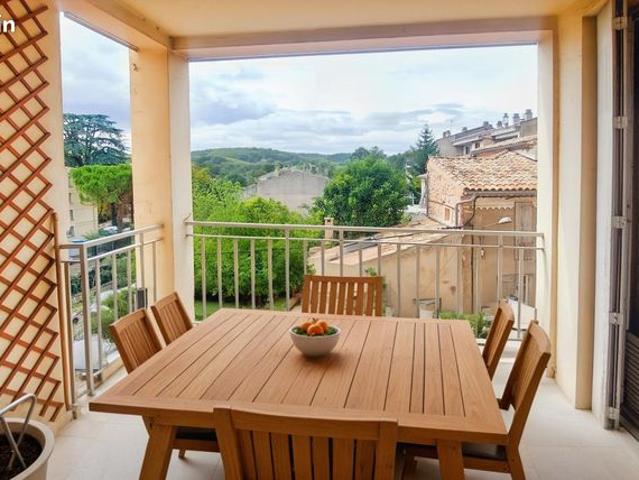 Appartement 2 pièces 74 m²