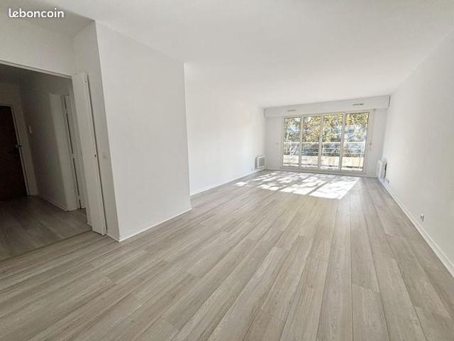Appartement 2 pièces 74 m²