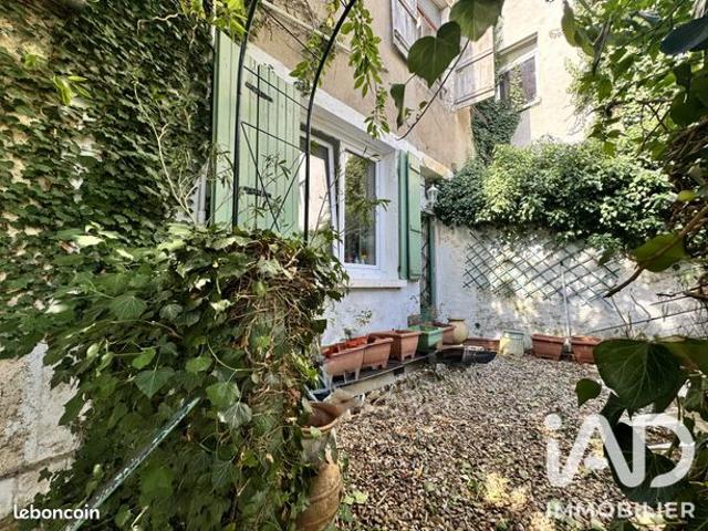 Appartement 2 pièces 74 m²