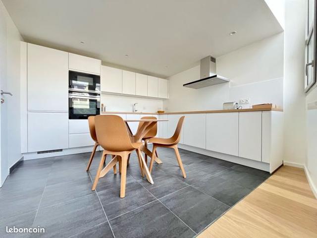 Appartement 2 pièces 74 m²