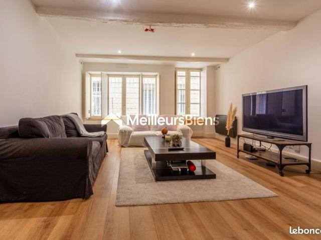 Appartement 2 pièces 74 m²