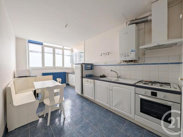 Appartement 2 pièces 74 m²