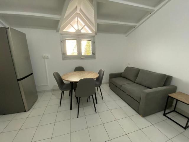 Appartement 2 pièces 74 m²