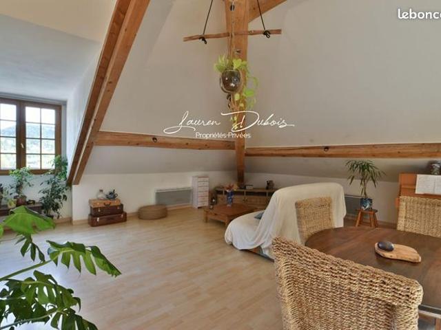 Appartement 2 pièces 74 m²